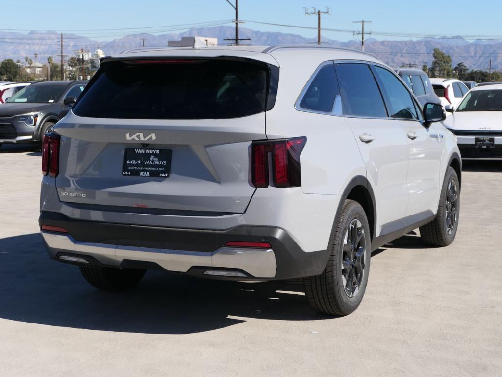 new 2025 Kia Sorento car, priced at $36,805