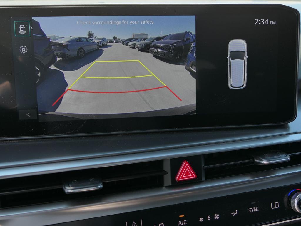 new 2025 Kia Sorento car, priced at $39,090