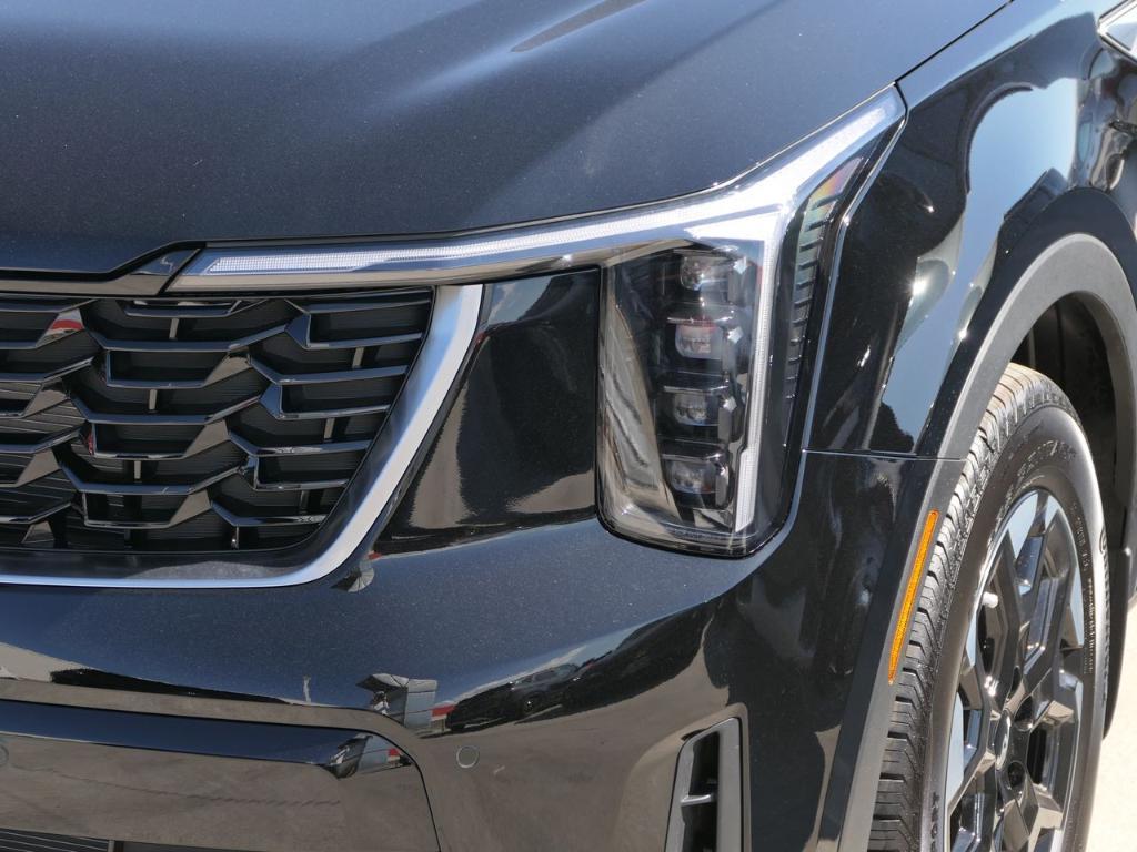 new 2025 Kia Sorento car, priced at $39,090