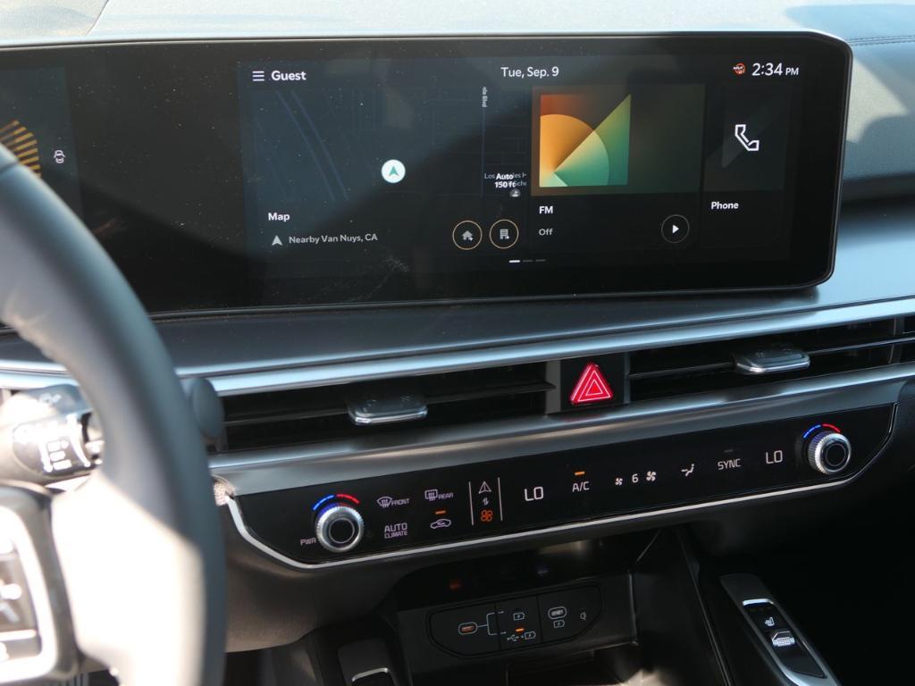 new 2025 Kia Sorento car, priced at $39,090