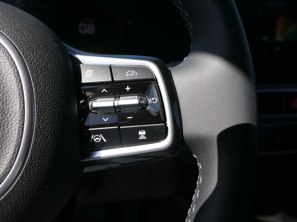 new 2025 Kia Sorento car, priced at $39,090