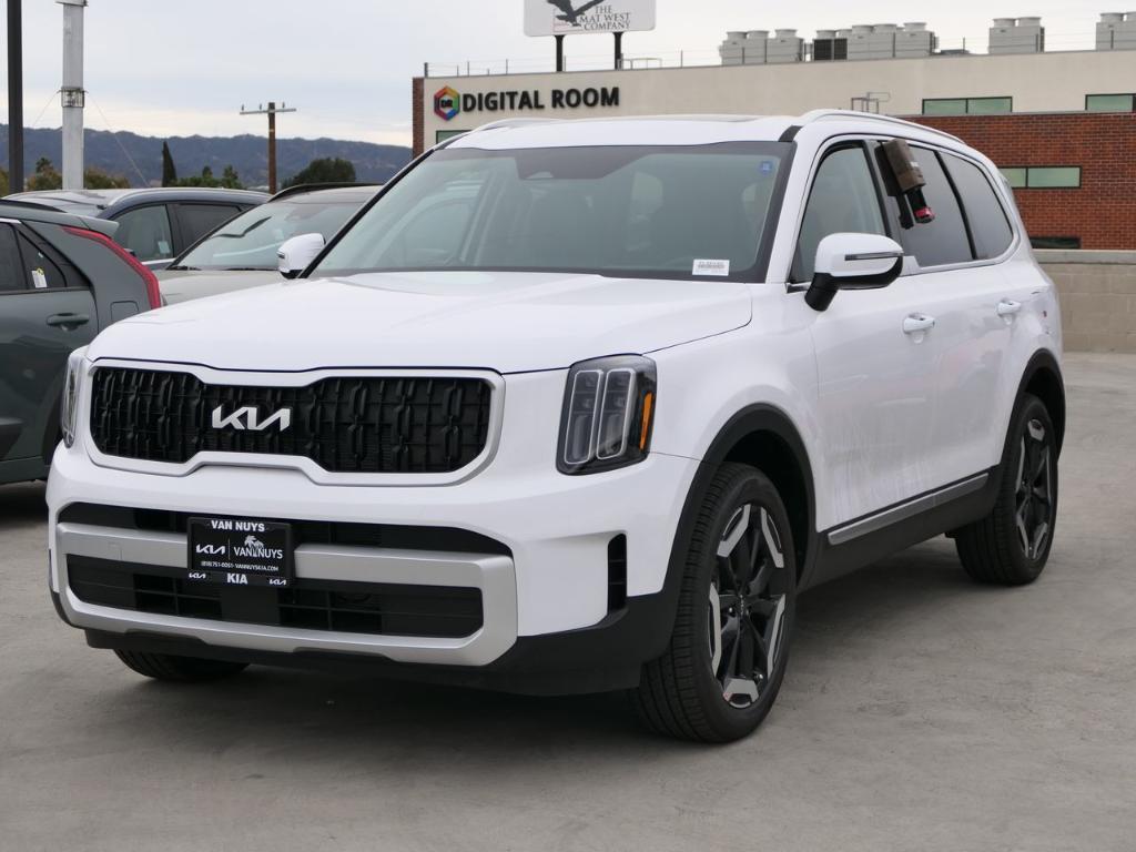 new 2025 Kia Telluride car, priced at $44,705