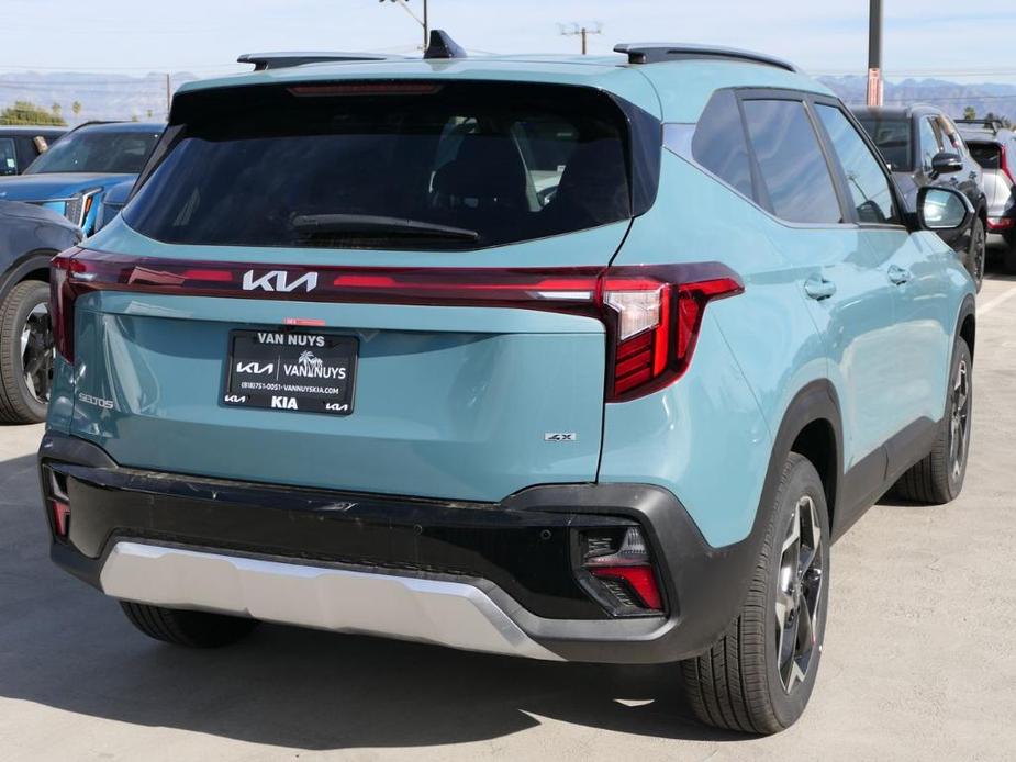 new 2025 Kia Seltos car, priced at $30,655