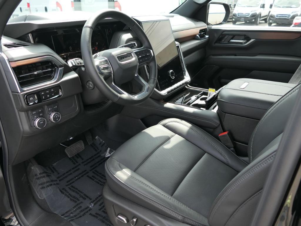 used 2025 GMC Yukon XL car, priced at $92,000