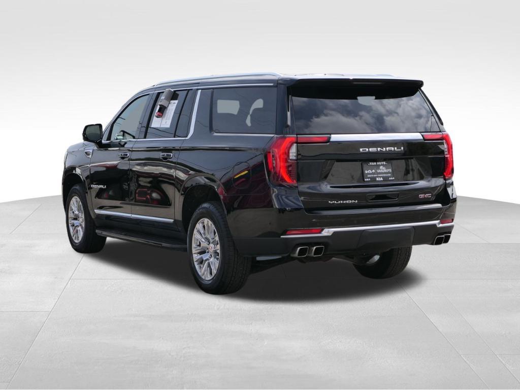 used 2025 GMC Yukon XL car, priced at $92,000