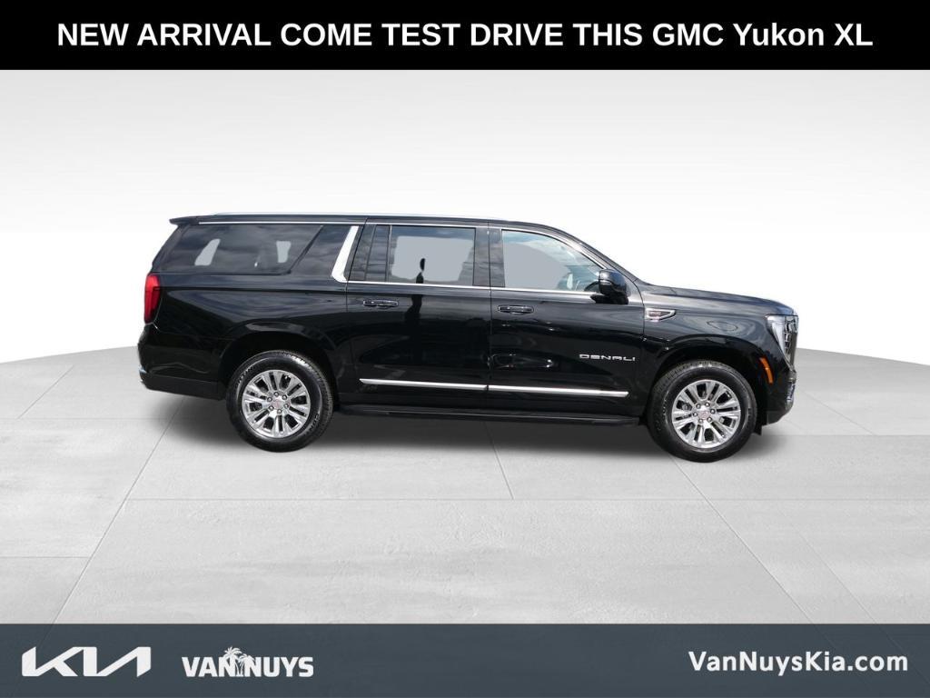 used 2025 GMC Yukon XL car, priced at $92,000