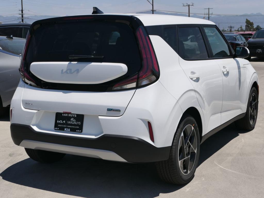 new 2025 Kia Soul car, priced at $26,705