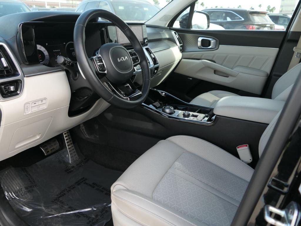 used 2023 Kia Sorento Hybrid car, priced at $33,000