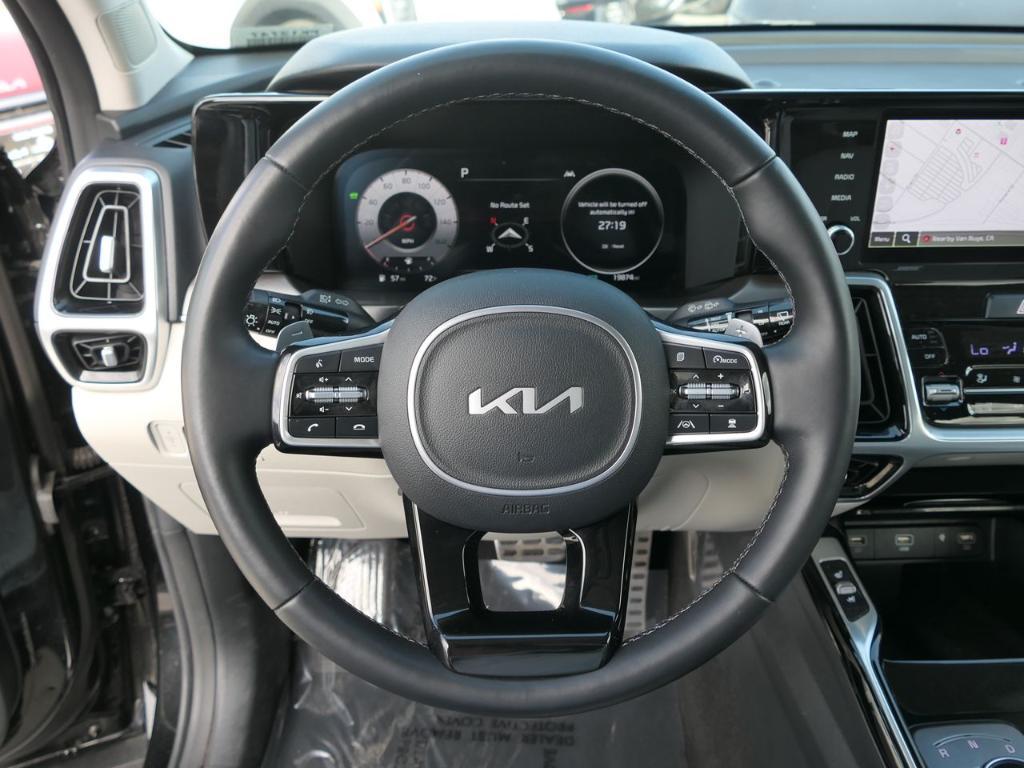 used 2023 Kia Sorento Hybrid car, priced at $33,000