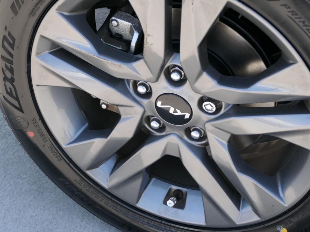 used 2023 Kia Seltos car, priced at $20,000