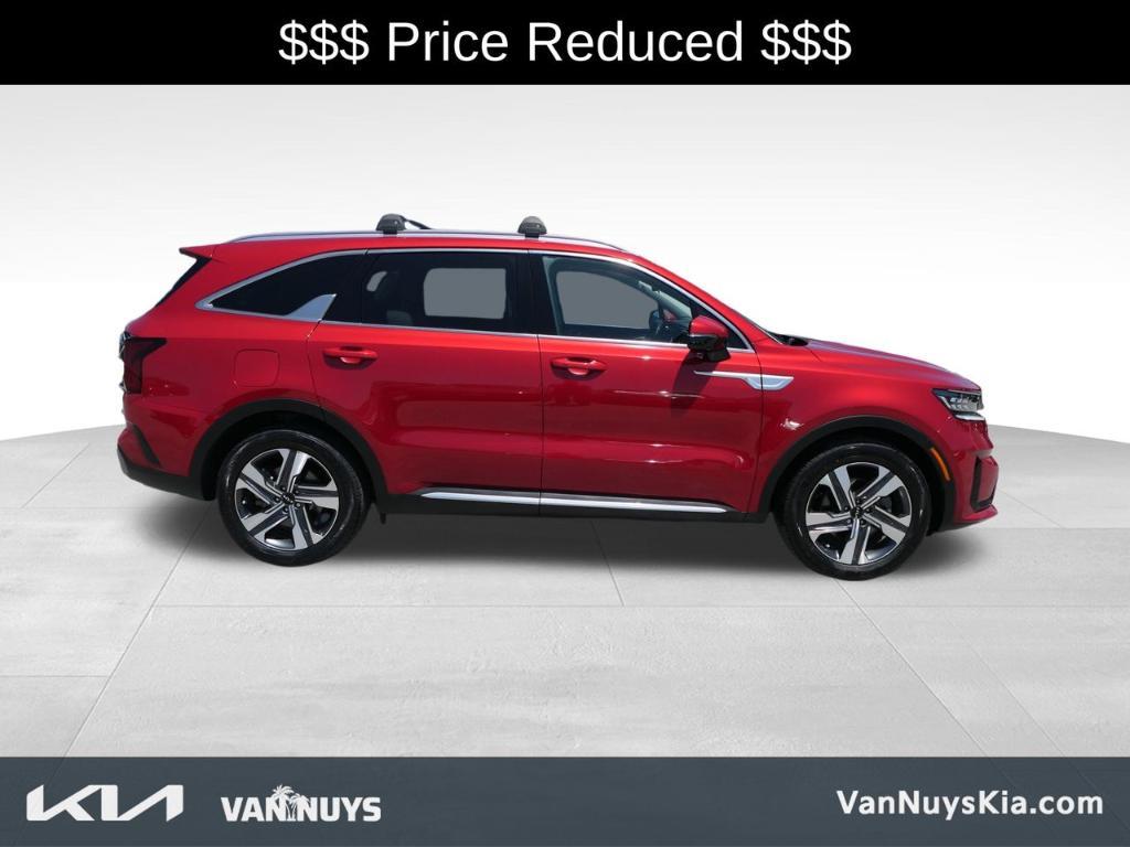 used 2022 Kia Sorento Plug-In Hybrid car, priced at $28,500