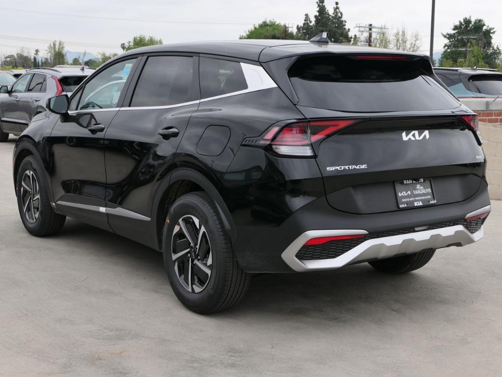 new 2025 Kia Sportage Hybrid car, priced at $30,360