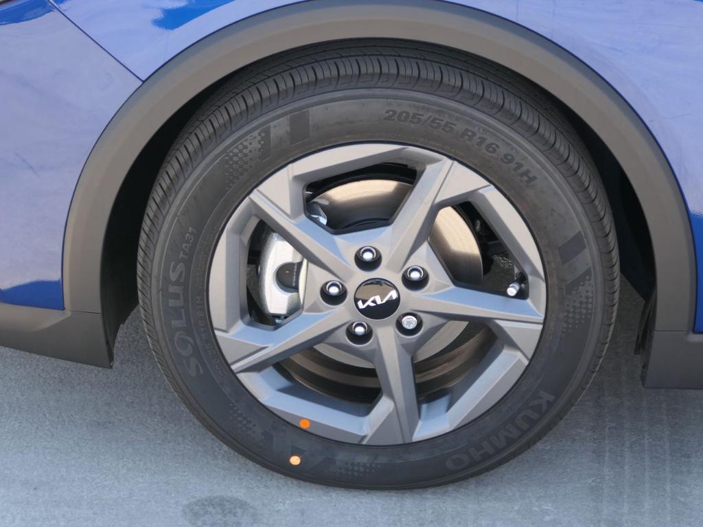 new 2025 Kia K4 car, priced at $24,165