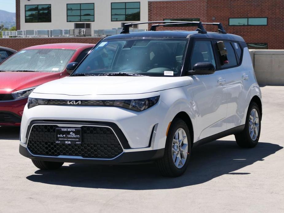 new 2025 Kia Soul car, priced at $24,955