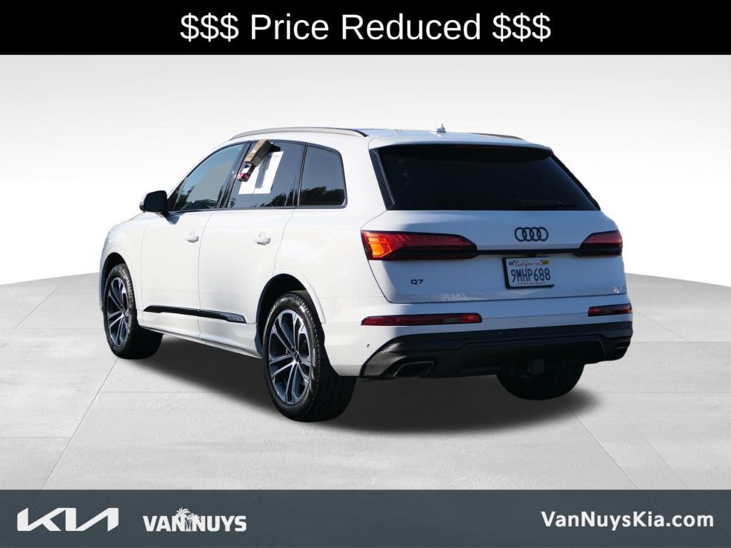 used 2025 Audi Q7 car, priced at $55,580