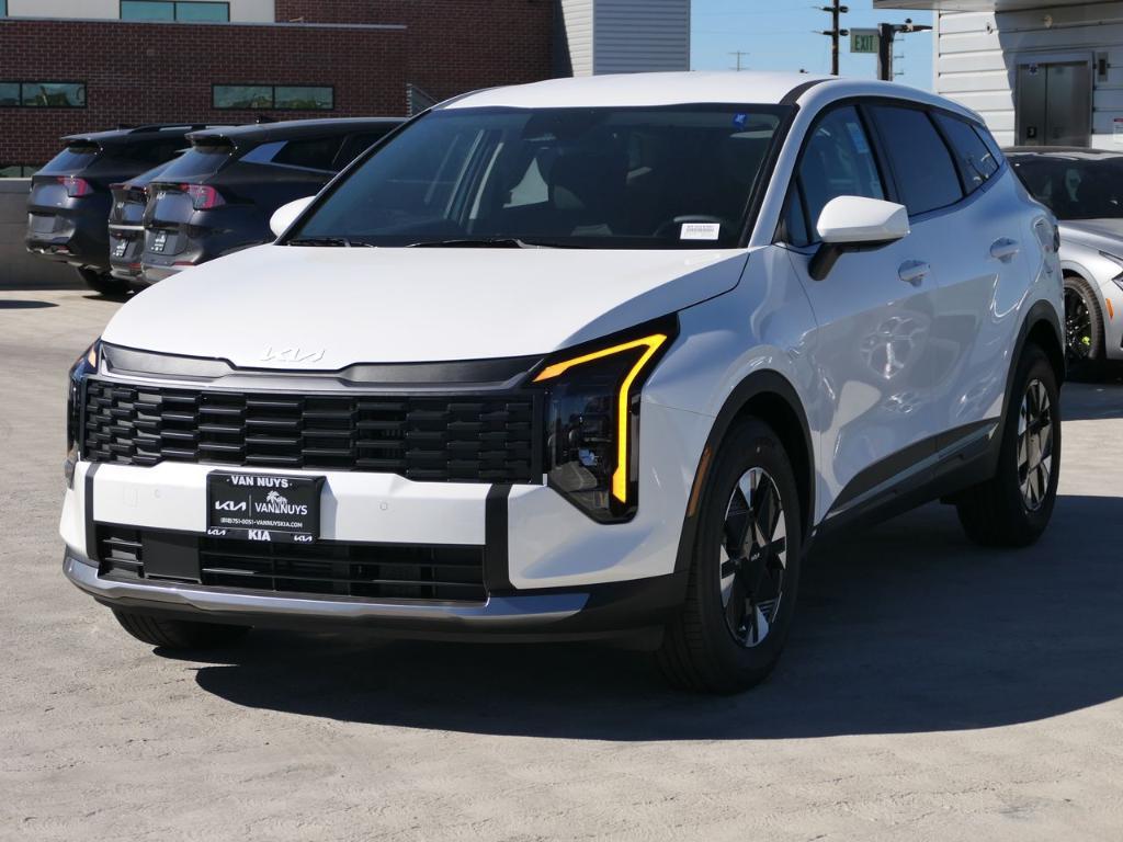 new 2026 Kia Sportage Hybrid car, priced at $32,575