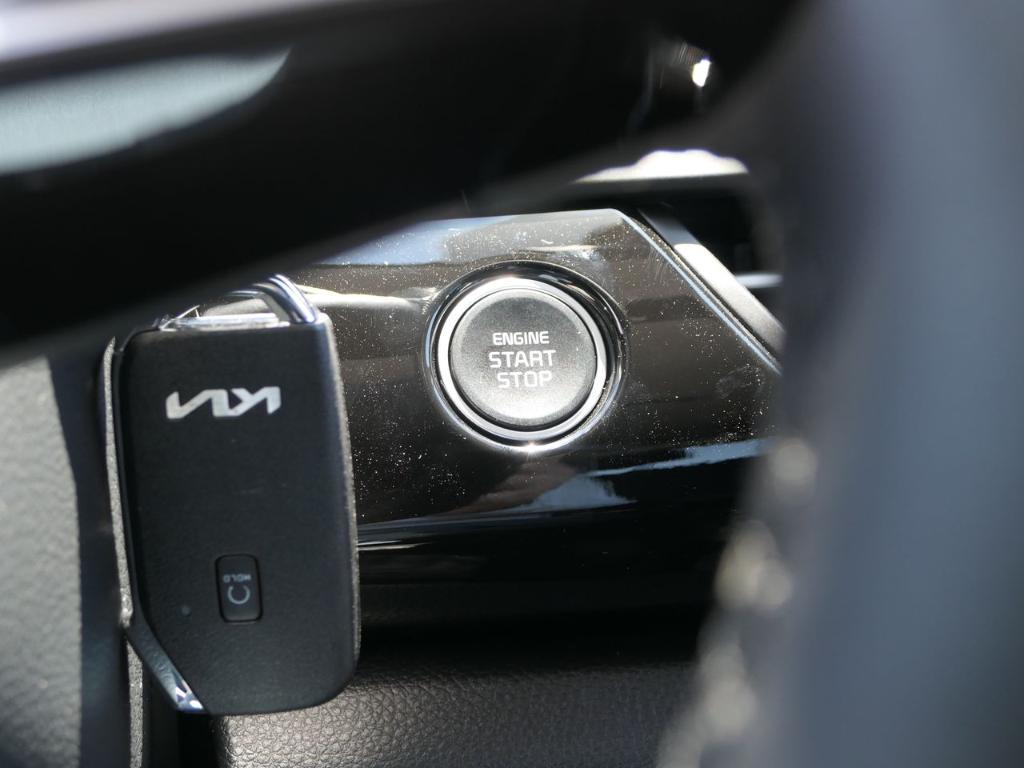 new 2025 Kia Seltos car, priced at $26,925