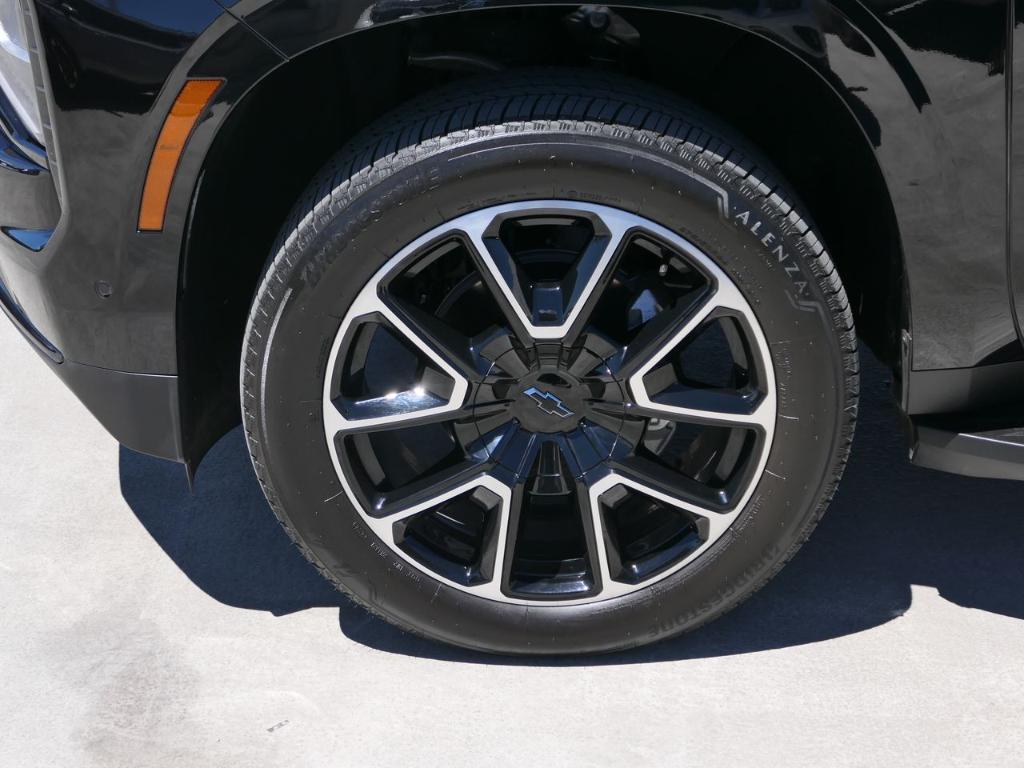 used 2025 Chevrolet Suburban car, priced at $67,500
