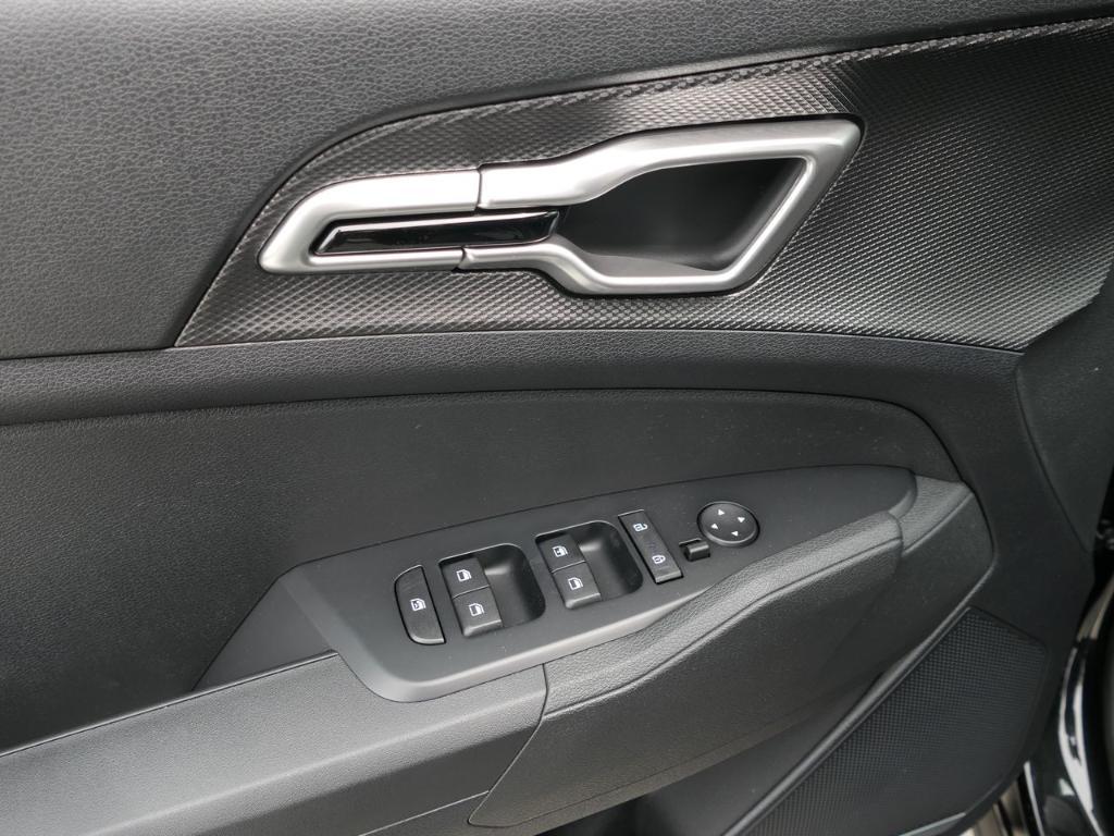 new 2025 Kia Sportage Hybrid car, priced at $30,585
