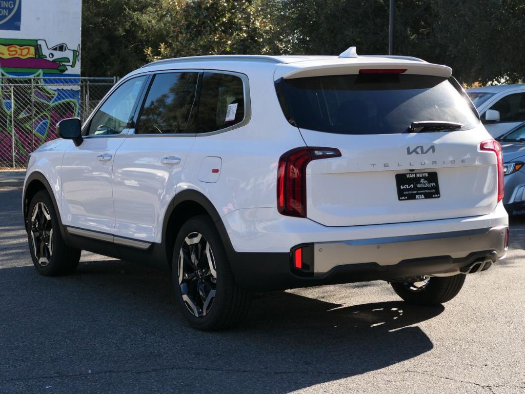 new 2025 Kia Telluride car, priced at $41,205