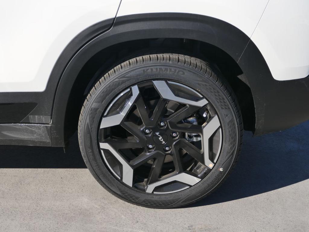 new 2026 Kia Seltos car, priced at $33,645