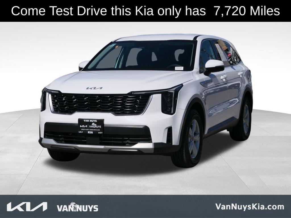 used 2025 Kia Sorento car, priced at $28,500