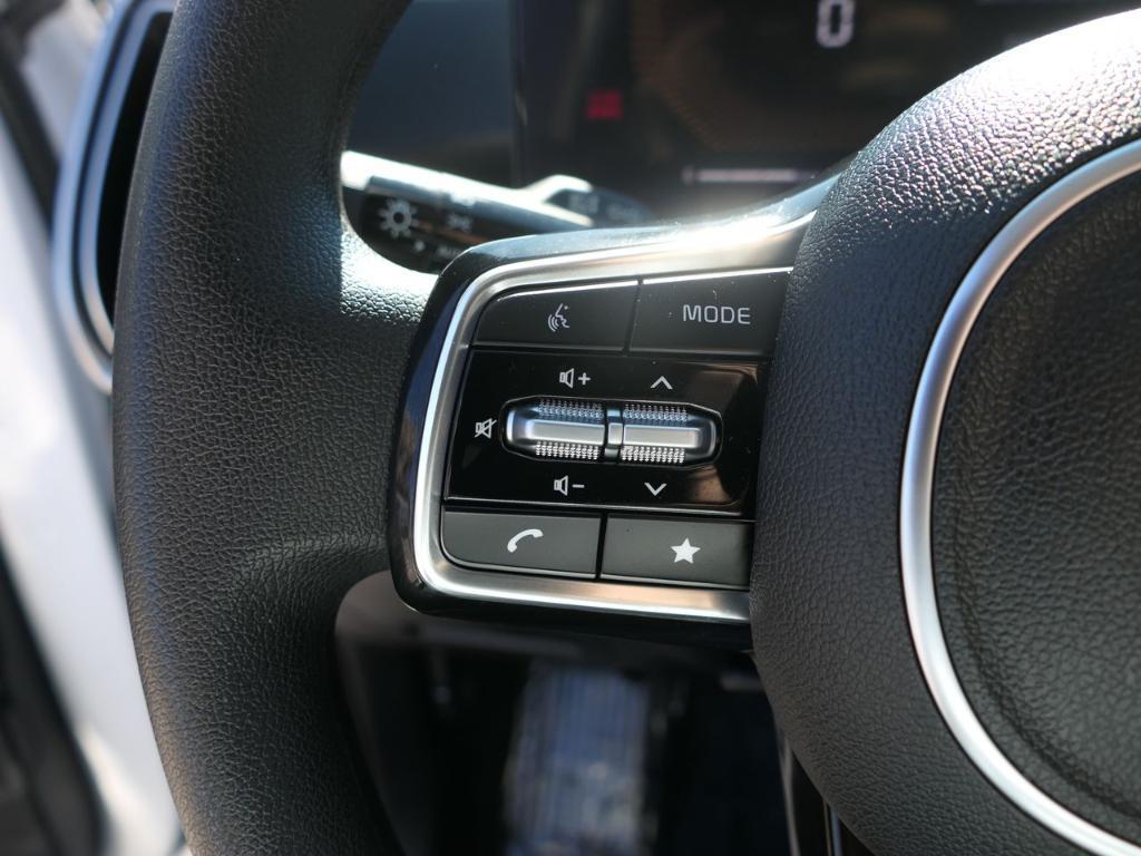 used 2025 Kia Sorento car, priced at $28,500