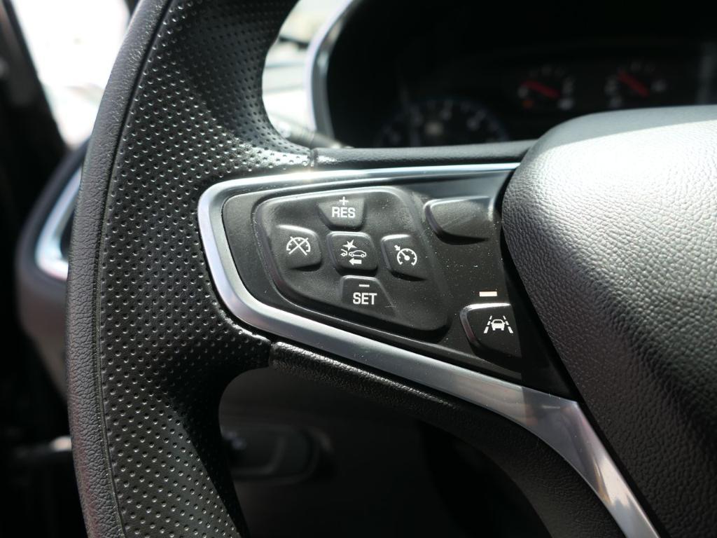 used 2022 Chevrolet Equinox car, priced at $18,000