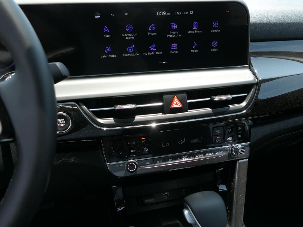 new 2025 Kia Seltos car, priced at $27,780