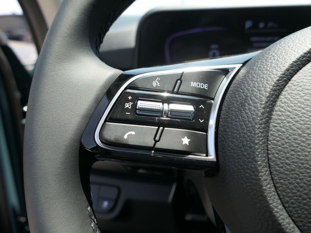 new 2025 Kia Seltos car, priced at $27,780