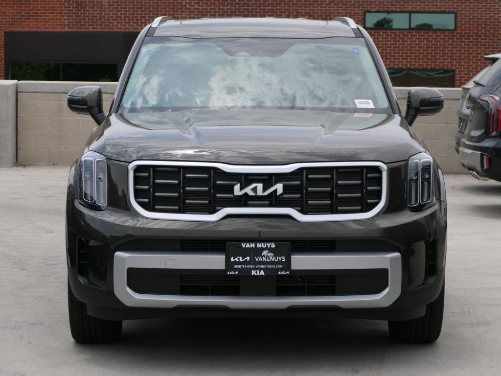 new 2025 Kia Telluride car, priced at $41,030