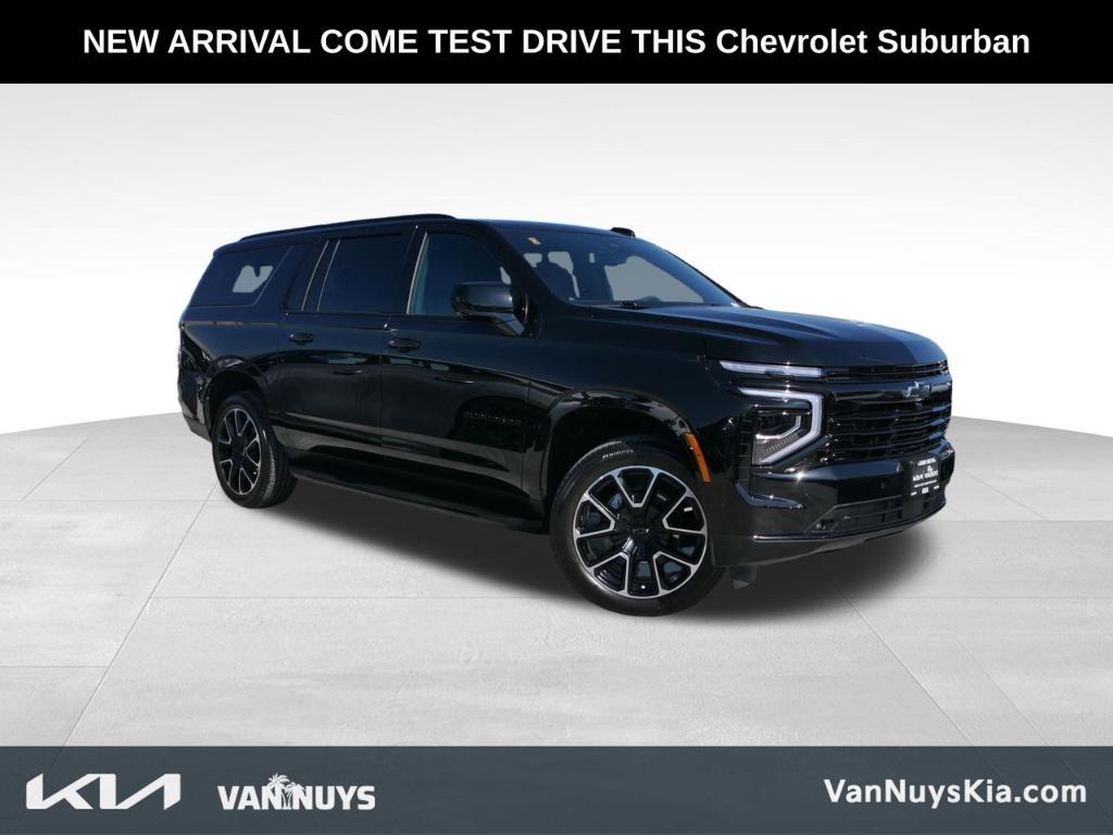 used 2025 Chevrolet Suburban car, priced at $69,000