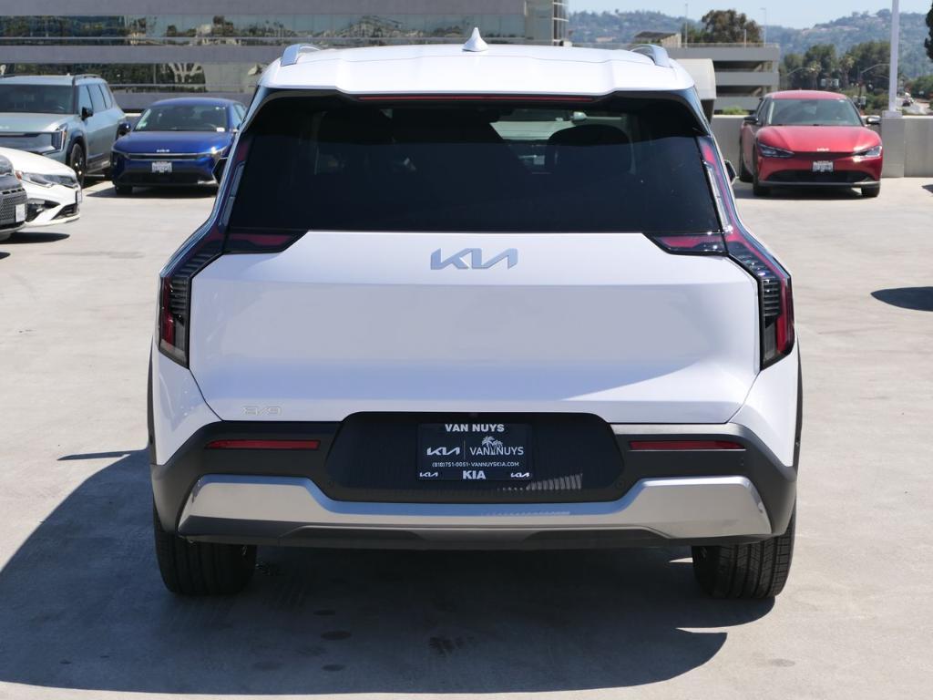 new 2026 Kia EV9 car, priced at $66,470