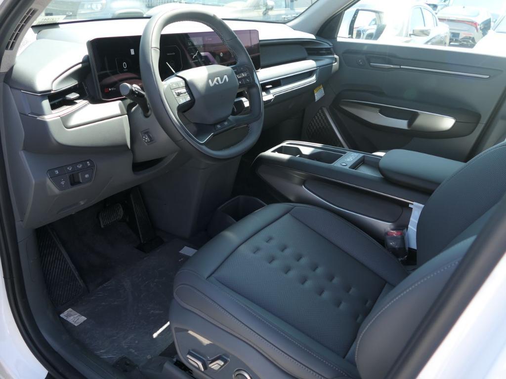 new 2026 Kia EV9 car, priced at $66,470