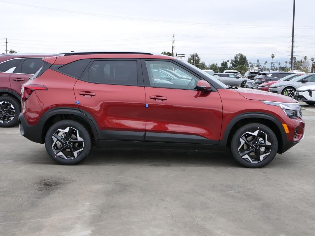 new 2025 Kia Seltos car, priced at $26,655