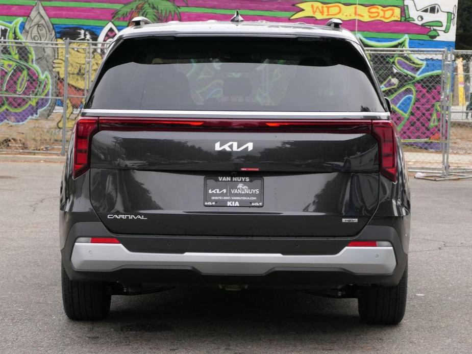 new 2025 Kia Carnival Hybrid car, priced at $44,360