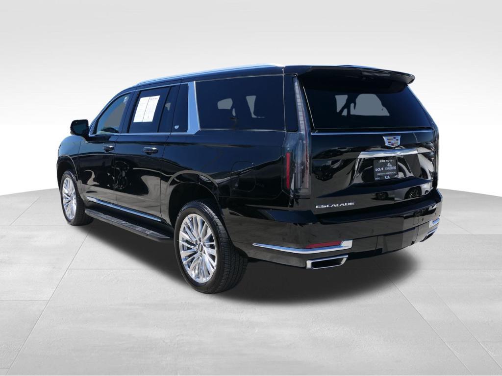 used 2025 Cadillac Escalade ESV car, priced at $105,000
