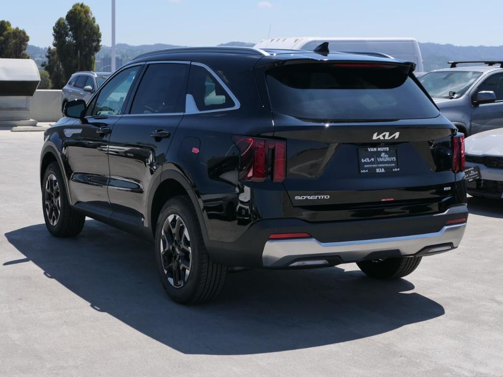 new 2025 Kia Sorento car, priced at $38,710