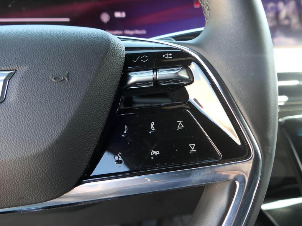 used 2025 Cadillac Escalade ESV car, priced at $98,888