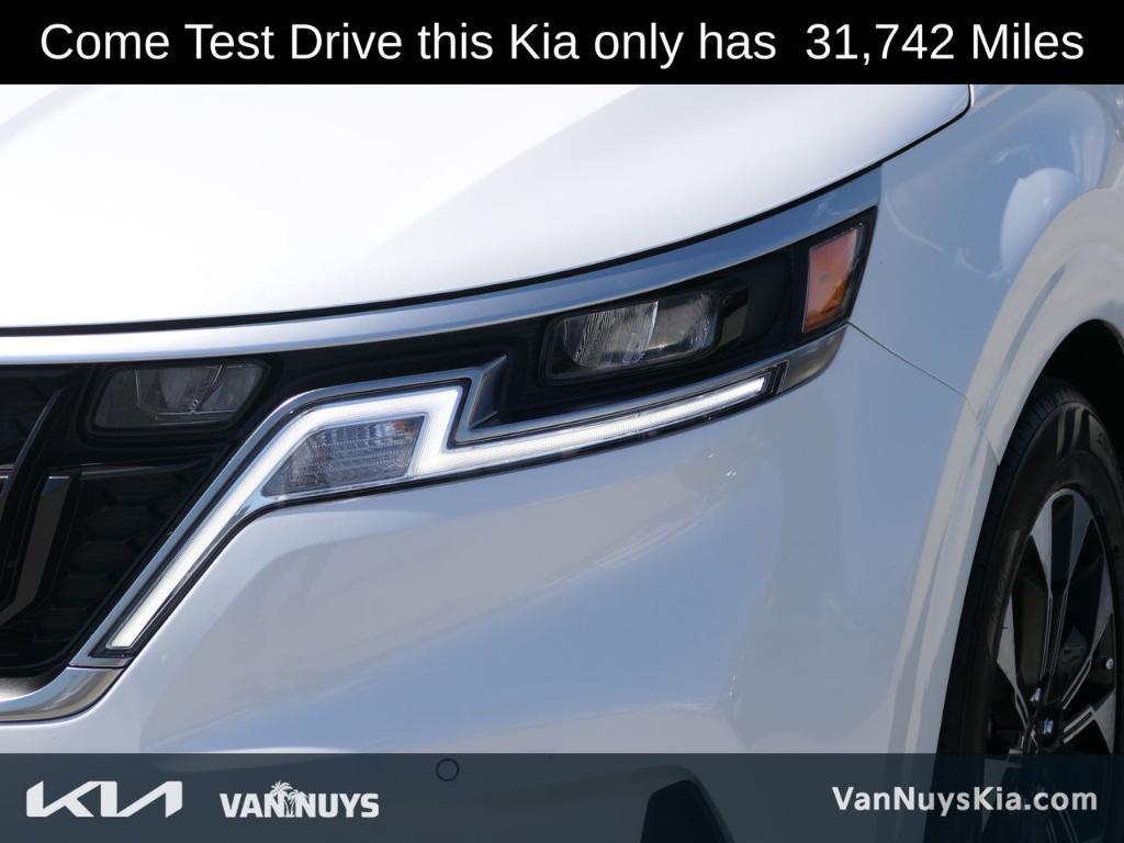 used 2023 Kia Carnival car, priced at $33,000