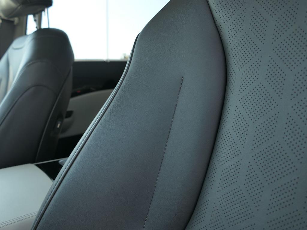used 2023 Kia Carnival car, priced at $33,000
