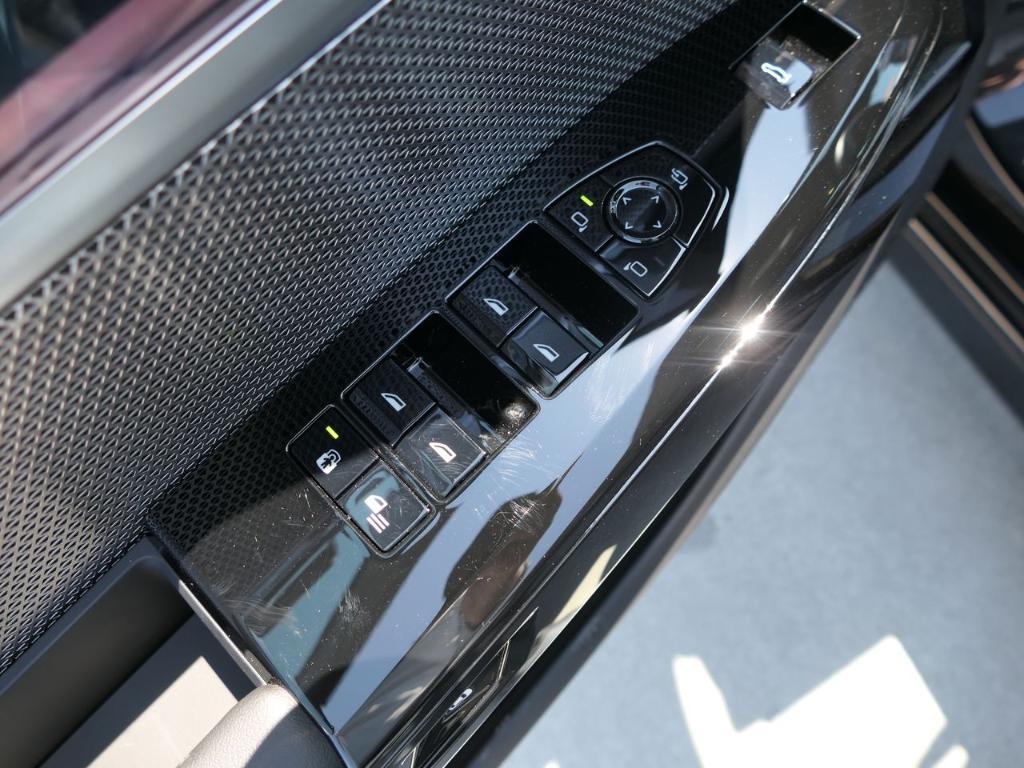 used 2025 BMW 740 car, priced at $85,500