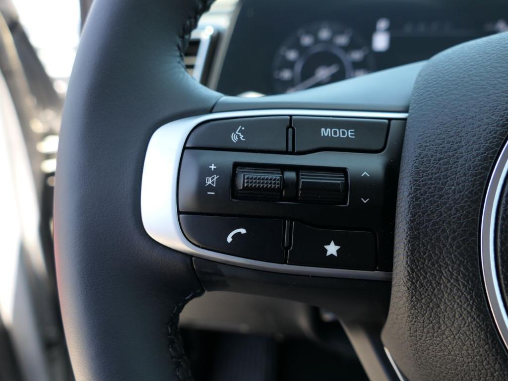 new 2025 Kia Sportage car, priced at $38,755