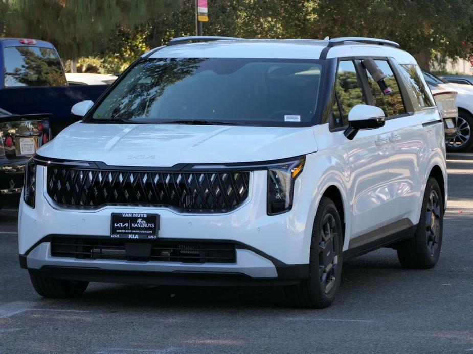 new 2025 Kia Carnival Hybrid car, priced at $44,980