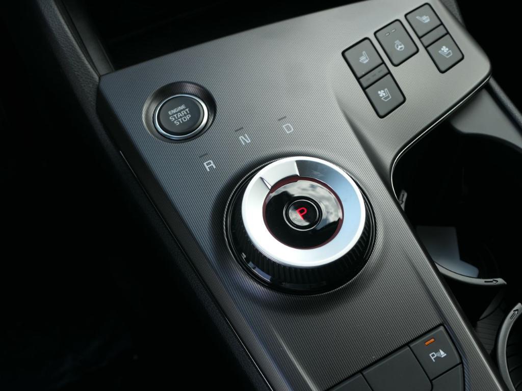 new 2026 Kia Sportage Hybrid car, priced at $42,575
