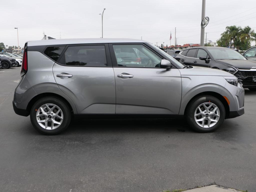 new 2025 Kia Soul car, priced at $24,560