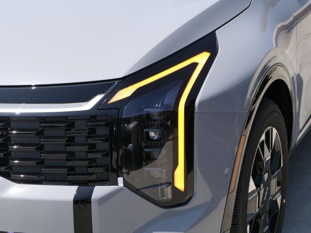 new 2026 Kia Sportage Hybrid car, priced at $42,460