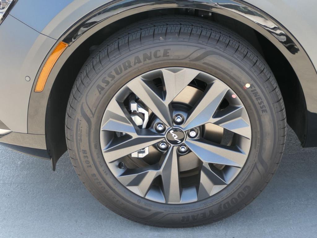 new 2025 Kia Sportage Hybrid car, priced at $39,955