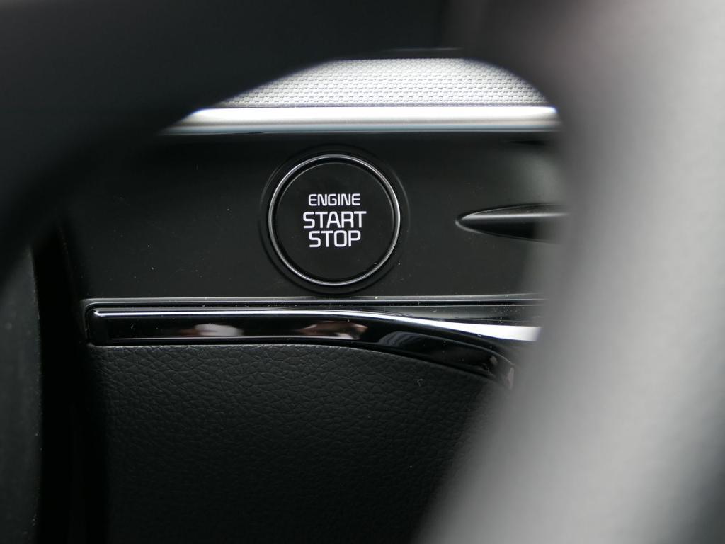 new 2025 Kia K5 car, priced at $28,650