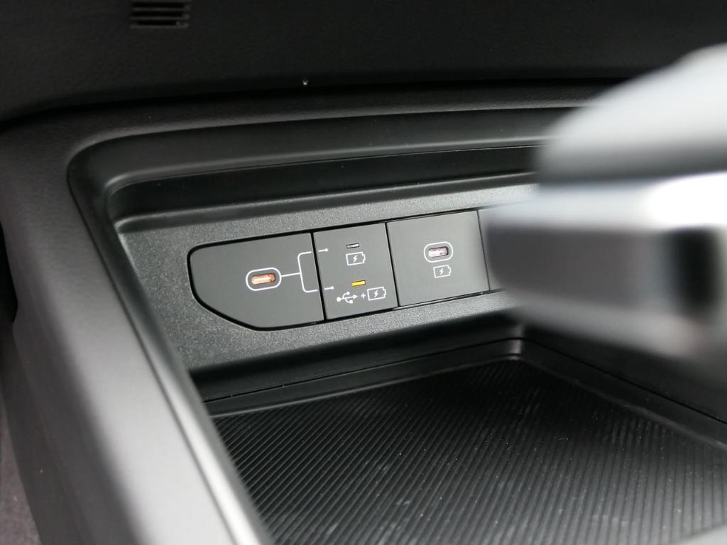 new 2025 Kia K5 car, priced at $28,650